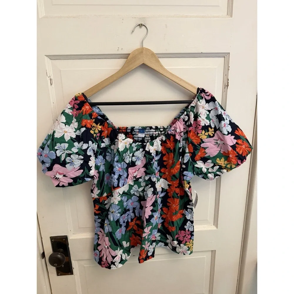 Old Navy black floral